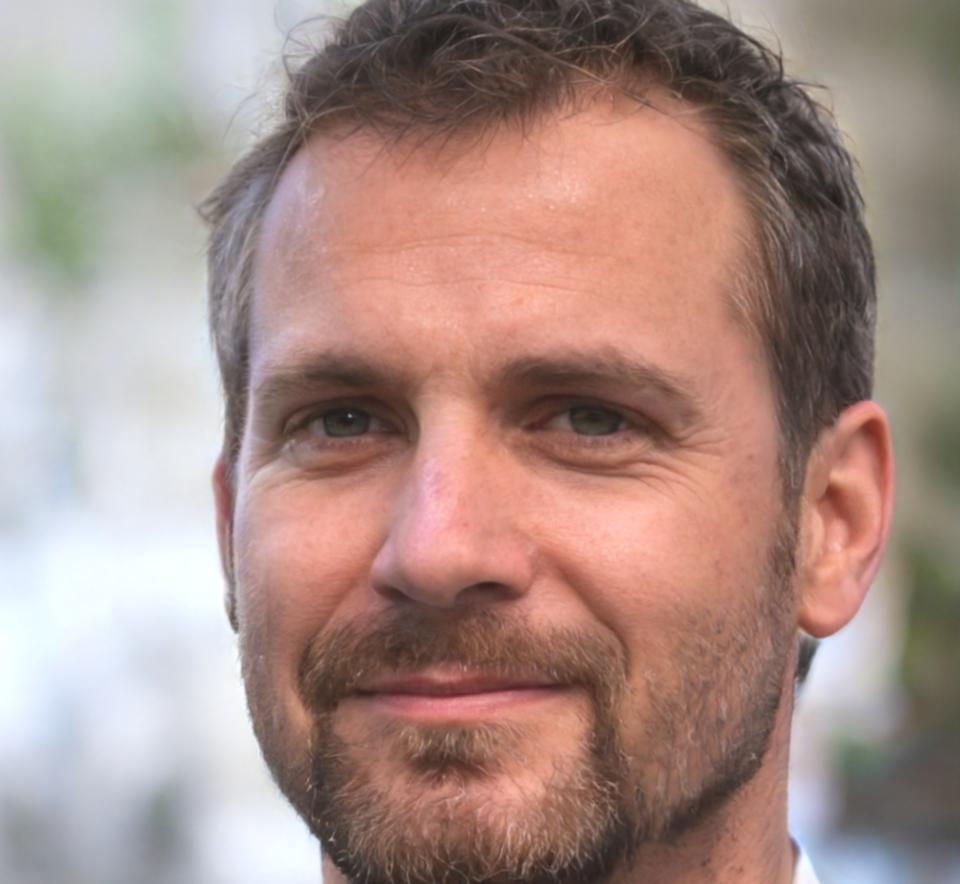 Portrait de l'instructeur principal